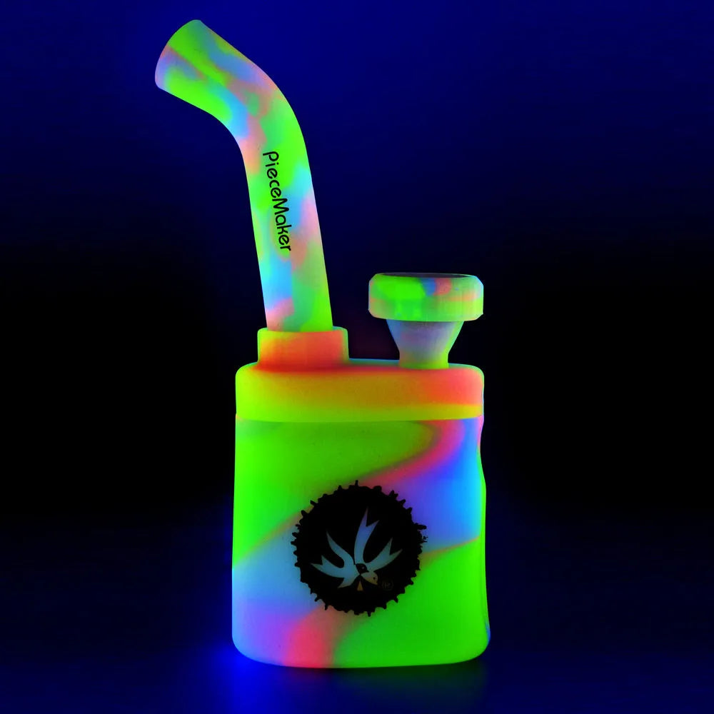 Piecemaker Klutch Silicone Water Pipe - 7" / Colors Vary, BDD Wholesale